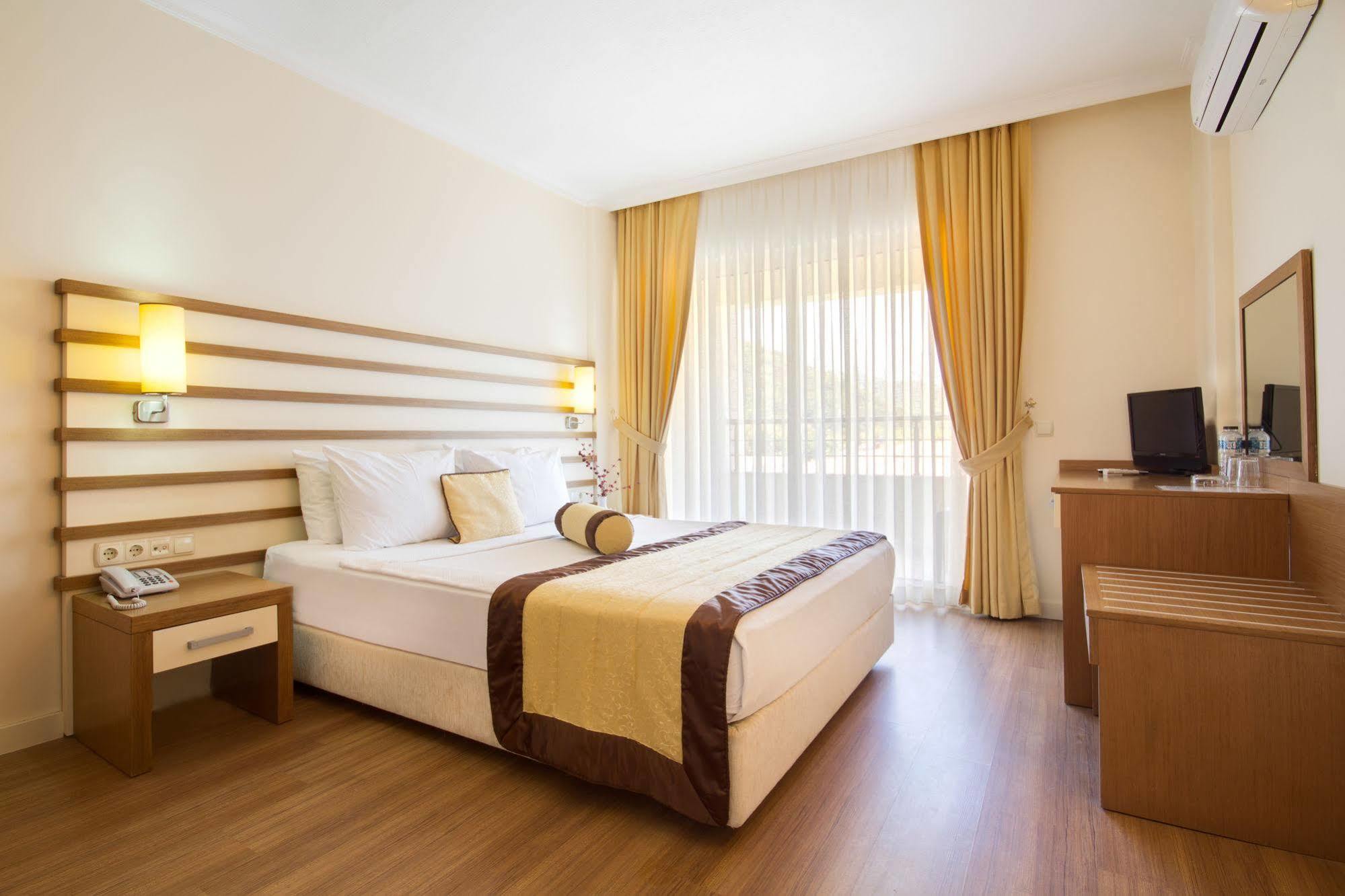 Hotel Akbulut & Spa Guzelcamlı Exterior foto